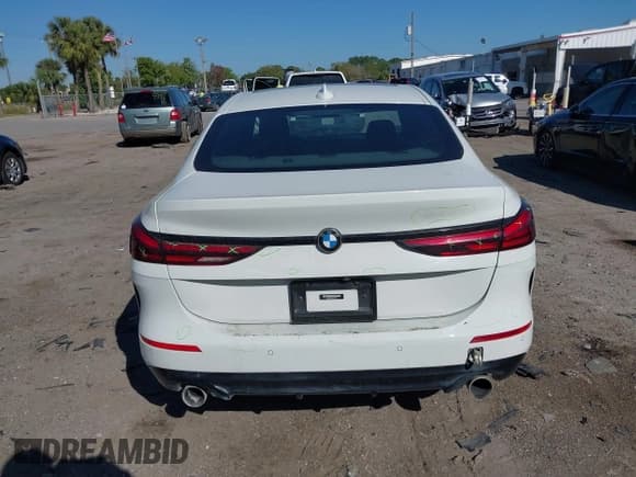 ✅ 2021 BMW 2 Series 228i • VIN: WBA53AK02M7H40744 • Lot: 41767916. Wystawiony na IAAI z przebiegiem 49 193 mil. Bezpłatny archiwum sprzedaży aukcyjnych z USA i szczegółowy raport historii pojazdu na DreamBid. Zdjęcie 16.