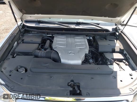 ✅ 2011 Lexus GX 460 • VIN: JTJBM7FXXB5023511 • Lot: 42936512. Listed on IAAI with 107,354 mi. Free auction sales archive from the USA and detailed vehicle history report at DreamBid. Image 10.