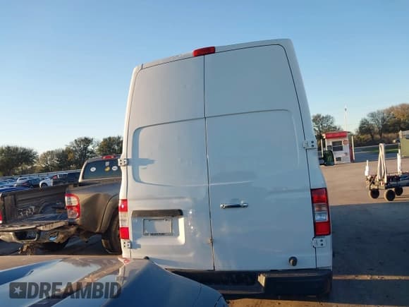✅ 2018 Nissan NV Cargo SV • VIN: 1N6AF0LY0JN807978 • Лот: 43808484. Опубликован ранее на IAAI с пробегом 98 727 миль. Бесплатный доступ к архиву аукционных продаж из США и подробный отчёт об истории автомобиля на DreamBid. Изображение 16.