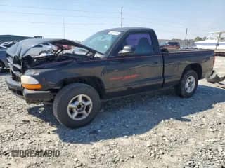 1997 Dodge Dakota z VIN 1B7FL26X0VS281035, wystawiony jako Copart lot #49687855 z przebiegiem 267 422 mil mil oraz Szkoda całkowita • Salvage title. Historia ofert i sprzedaży dostępna na DreamBid. Obrazek 1.