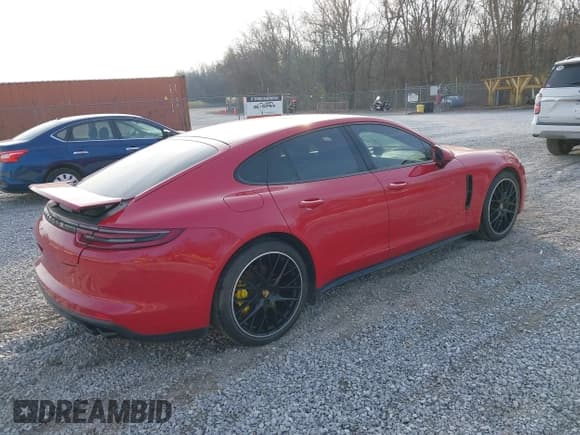 ✅ 2020 Porsche Panamera • VIN: WP0AA2A74LL101831 • Lot: 43920389. Listed on IAAI with 10,799 mi. Free auction sales archive from the USA and detailed vehicle history report at DreamBid. Image 4.