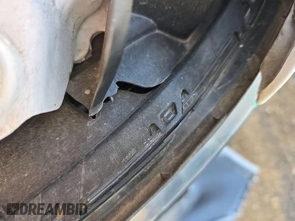 ✅ 2022 Chevrolet Colorado 4WD Work Truck • VIN: 1GCGTBEN3N1324308 • Лот: 43664186. Опубликован ранее на IAAI с пробегом 22 386 миль. Бесплатный доступ к архиву аукционных продаж из США и подробный отчёт об истории автомобиля на DreamBid. Изображение 21.