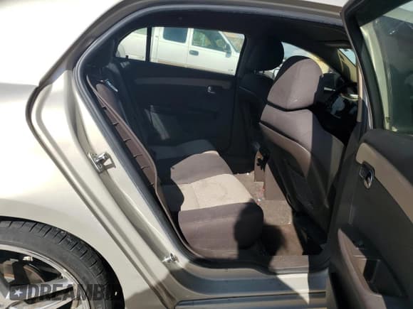 ✅ 2011 Chevrolet Malibu 1LS • VIN: 1G1ZB5E1XBF146141 • Lot: 73124474. Listed on Copart with 162,788 mi. Free auction sales archive from the USA and detailed vehicle history report at DreamBid. Image 10.