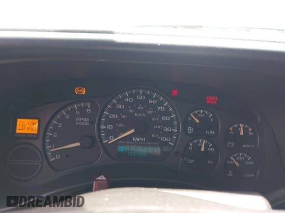 ✅ 2002 Chevrolet Suburban LS • VIN: 3GNEC16Z62G255198 • Lot: 42312829. Listed on IAAI with 192,459 mi. Free auction sales archive from the USA and detailed vehicle history report at DreamBid. Image 7.