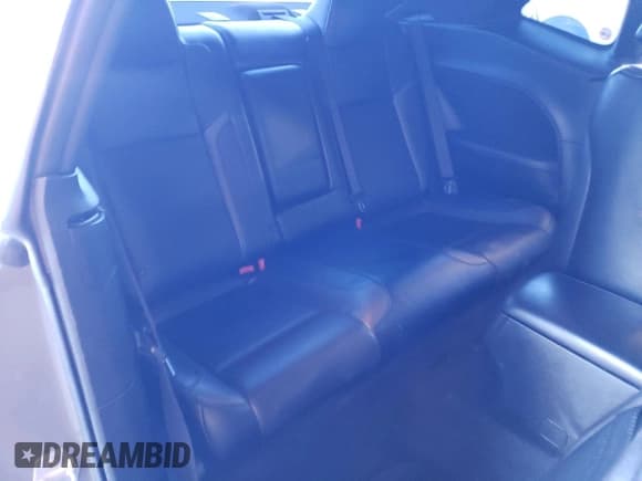 ✅ 2018 Dodge Challenger SXT Plus • VIN: 2C3CDZAG5JH183723 • Lot: 68832552. Wystawiony na Copart z przebiegiem 89 778 mil. Bezpłatny archiwum sprzedaży aukcyjnych z USA i szczegółowy raport historii pojazdu na DreamBid. Zdjęcie 10.