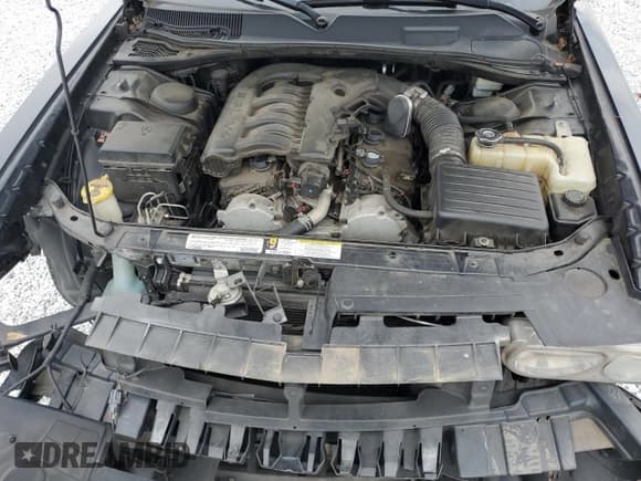 ✅ 2010 Dodge Challenger SE • VIN: 2B3CJ4DV5AH321487 • Lot: 74838084. Wystawiony na Copart z przebiegiem 211 598 mil. Bezpłatny archiwum sprzedaży aukcyjnych z USA i szczegółowy raport historii pojazdu na DreamBid. Zdjęcie 13.