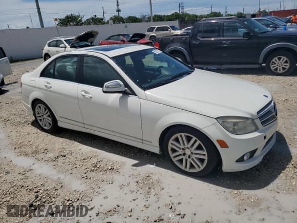 ✅ 2008 Mercedes-Benz C 300 Sport • VIN: WDDGF54X78F156679 • Lot: 62367615. Wystawiony na Copart z przebiegiem 102 268 mil. Bezpłatny archiwum sprzedaży aukcyjnych z USA i szczegółowy raport historii pojazdu na DreamBid. Zdjęcie 4.