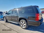 ✅ 2011 Chevrolet Suburban LT • VIN: 1GNSCJE01BR101021 • Lot: 92503235. Wystawiony na Copart z przebiegiem 238 000 mil. Bezpłatny archiwum sprzedaży aukcyjnych z USA i szczegółowy raport historii pojazdu na DreamBid. Zdjęcie 2.