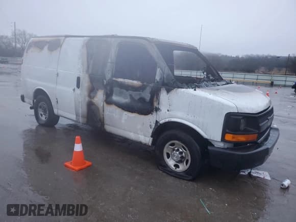 ✅ 2017 Chevrolet Express Cargo • VIN: 1GCWGAFF4H1298596 • Lot: 44690105. Listed on Copart with Not provided. Free auction sales archive from the USA and detailed vehicle history report at DreamBid. Image 4.