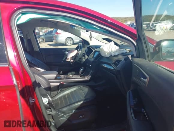 ✅ 2017 Ford Edge SEL • VIN: 2FMPK3J80HBB46323 • Lot: 43594186. Wystawiony na IAAI z przebiegiem 185 379 mil. Bezpłatny archiwum sprzedaży aukcyjnych z USA i szczegółowy raport historii pojazdu na DreamBid. Zdjęcie 5.