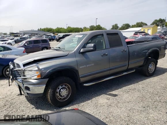 ✅ 2005 Dodge 2500 SLT • VIN: 3D7KS28C35G758372 • Lot: 54335225. Listed on Copart with 132,768 mi. Free auction sales archive from the USA and detailed vehicle history report at DreamBid. Image 1.