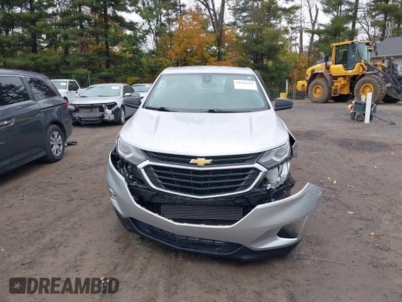 ✅ 2020 Chevrolet Equinox LS • VIN: 3GNAXHEV7LS722167 • Lot: 43516514. Wystawiony na IAAI z przebiegiem 65 386 mil. Bezpłatny archiwum sprzedaży aukcyjnych z USA i szczegółowy raport historii pojazdu na DreamBid. Zdjęcie 13.