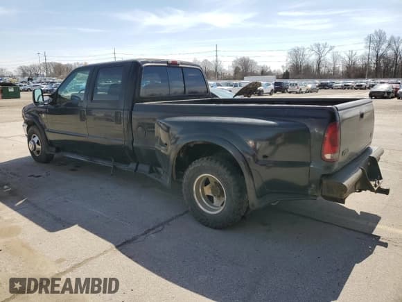 ✅ 1999 Ford F-350 XL • VIN: 1FTWW32F9XEB54439 • Lot: 49835505. Listed on Copart with 328,246 mi. Free auction sales archive from the USA and detailed vehicle history report at DreamBid. Image 2.