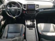 ✅ 2017 Honda Pilot Touring • VIN: 5FNYF6H95HB509635 • Lot: 57074145. Wystawiony na Copart z przebiegiem 101 513 mil. Bezpłatny archiwum sprzedaży aukcyjnych z USA i szczegółowy raport historii pojazdu na DreamBid. Zdjęcie 8.