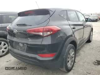 2016 Hyundai Tucson SE z VIN KM8J23A43GU059057, wystawiony jako Copart lot #85898805 z przebiegiem 132 865 mil mil oraz Czysty tytuł • Clean title. Historia ofert i sprzedaży dostępna na DreamBid. Obrazek 3.