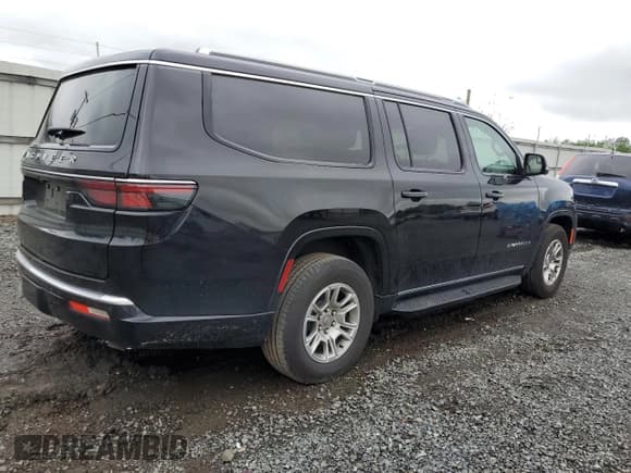 ✅ 2024 Jeep Wagoneer • VIN: 1C4SJSAP5RS193311 • Lot: 58361425. Listed on Copart with 7,360 mi. Free auction sales archive from the USA and detailed vehicle history report at DreamBid. Image 3.