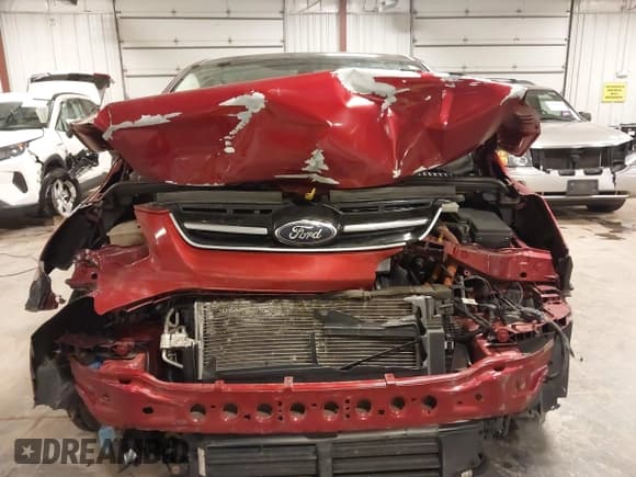 ✅ 2015 Ford C-Max SEL • VIN: 1FADP5BUXFL124333 • Lot: 43601780. Listed on IAAI with 171,992 mi. Free auction sales archive from the USA and detailed vehicle history report at DreamBid. Image 6.