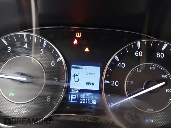 ✅ 2018 Nissan Armada SV • VIN: JN8AY2ND2J9057256 • Lot: 40004856. Listed on IAAI with 66,753 mi. Free auction sales archive from the USA and detailed vehicle history report at DreamBid. Image 16.