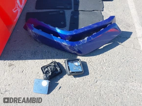 ✅ 2018 Jeep Wrangler Unlimited Rubicon • VIN: 1C4HJXFG0JW265626 • Lot: 43552072. Wystawiony na IAAI z przebiegiem 45 621 mil. Bezpłatny archiwum sprzedaży aukcyjnych z USA i szczegółowy raport historii pojazdu na DreamBid. Zdjęcie 12.