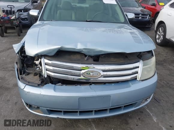 ✅ 2009 Ford Taurus Limited • VIN: 1FAHP25W49G114570 • Лот: 43737410. Опубликован ранее на IAAI с пробегом 152 676 миль. Бесплатный доступ к архиву аукционных продаж из США и подробный отчёт об истории автомобиля на DreamBid. Изображение 6.