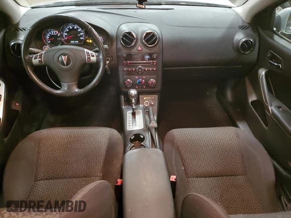 ✅ 2010 Pontiac G6 1SB • VIN: 1G2ZA5E06A4161820 • Lot: 92454275. Wystawiony na Copart z przebiegiem 150 835 mil. Bezpłatny archiwum sprzedaży aukcyjnych z USA i szczegółowy raport historii pojazdu na DreamBid. Zdjęcie 8.