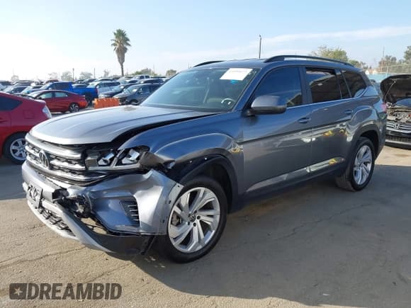 ✅ 2021 Volkswagen Atlas SE • VIN: 1V2WR2CA2MC550979 • Лот: 43599873. Опубликован ранее на IAAI с пробегом 100 160 миль. Бесплатный доступ к архиву аукционных продаж из США и подробный отчёт об истории автомобиля на DreamBid. Изображение 2.