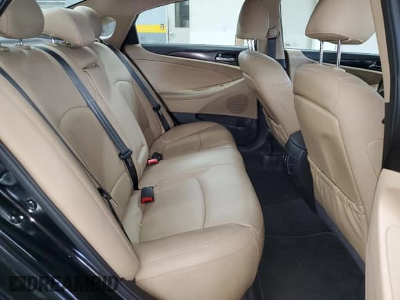 ✅ 2013 Hyundai Sonata SE • VIN: 5NPEC4AC1DH637811 • Lot: 72213374. Listed on Copart with 142,230 mi. Free auction sales archive from the USA and detailed vehicle history report at DreamBid. Image 10.