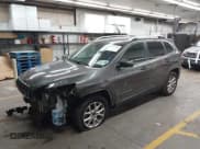 ✅ 2018 Jeep Cherokee Latitude Plus • VIN: 1C4PJLLX5JD524860 • Лот: 42617505. Опубликован ранее на IAAI с пробегом 83 518 миль. Бесплатный доступ к архиву аукционных продаж из США и подробный отчёт об истории автомобиля на DreamBid. Изображение 2.