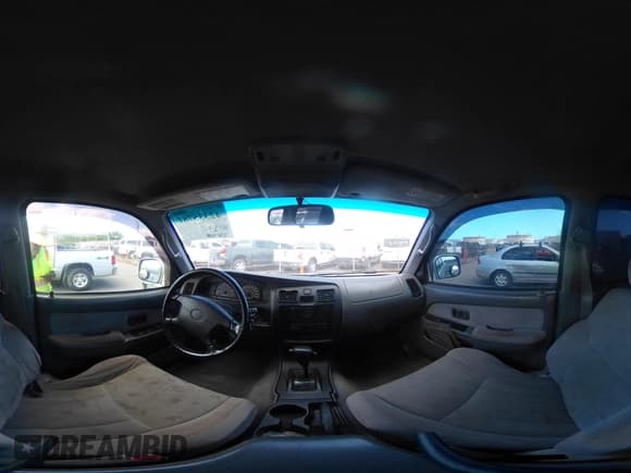 ✅ 2002 Toyota 4Runner SR5 • VIN: JT3GN86R020226616 • Lot: 42335781. Listed on IAAI with 230,308 mi. Free auction sales archive from the USA and detailed vehicle history report at DreamBid. Image 18.