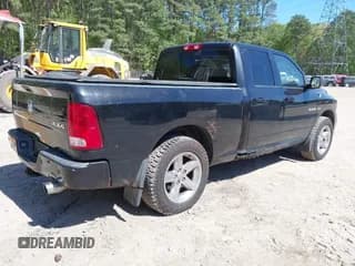 ✅ 2009 Dodge 1500 SLT • VIN: 1D3HV18T69S786226 • Lot: 42069311. Wystawiony na IAAI z przebiegiem 172 146 mil. Bezpłatny archiwum sprzedaży aukcyjnych z USA i szczegółowy raport historii pojazdu na DreamBid. Zdjęcie 4.