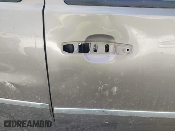 ✅ 2012 Chevrolet Tahoe LTZ • VIN: 1GNSKCE05CR148701 • Lot: 42544353. Listed on IAAI with Not provided. Free auction sales archive from the USA and detailed vehicle history report at DreamBid. Image 21.