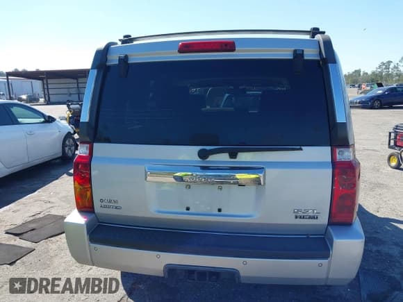 ✅ 2006 Jeep Commander Limited • VIN: 1J8HH58256C286460 • Lot: 41784696. Listed on IAAI with 72,889 mi. Free auction sales archive from the USA and detailed vehicle history report at DreamBid. Image 16.