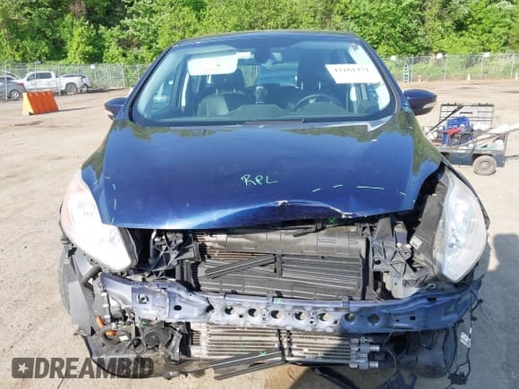 ✅ 2016 Ford C-Max SEL • VIN: 1FADP5CU5GL102045 • Lot: 42161471. Wystawiony na IAAI z przebiegiem 61 033 mil. Bezpłatny archiwum sprzedaży aukcyjnych z USA i szczegółowy raport historii pojazdu na DreamBid. Zdjęcie 12.