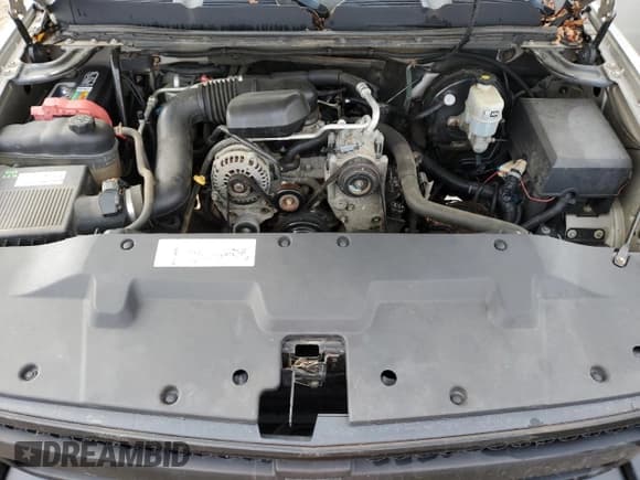 ✅ 2009 Chevrolet Silverado 1500 Work Truck • VIN: 1GCEK14X49Z104089 • Lot: 72762034. Listed on Copart with 160,281 mi. Free auction sales archive from the USA and detailed vehicle history report at DreamBid. Image 11.