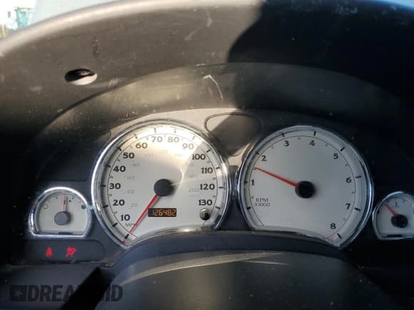 ✅ 2006 Saturn VUE • VIN: 5GZCZ33D66S800414 • Lot: 46308755. Wystawiony na Copart z przebiegiem 126 482 mil. Bezpłatny archiwum sprzedaży aukcyjnych z USA i szczegółowy raport historii pojazdu na DreamBid. Zdjęcie 9.