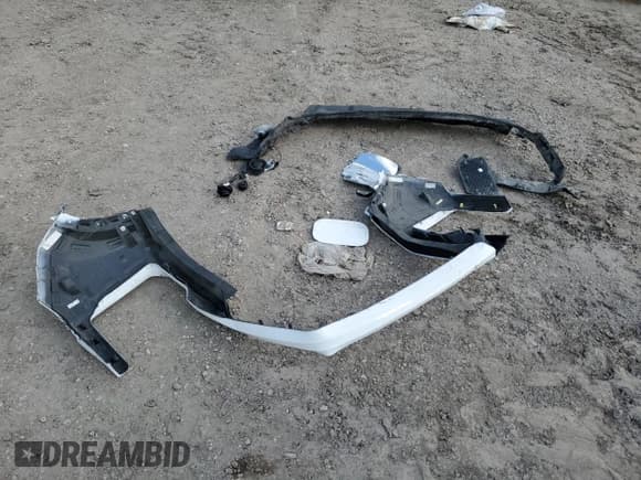 ✅ 2024 Chevrolet Silverado 2500HD Work Truck • VIN: 1GC4YLE79RF221902 • Лот: 54426855. Опубликован ранее на Copart с пробегом 26 974 миль. Бесплатный доступ к архиву аукционных продаж из США и подробный отчёт об истории автомобиля на DreamBid. Изображение 12.