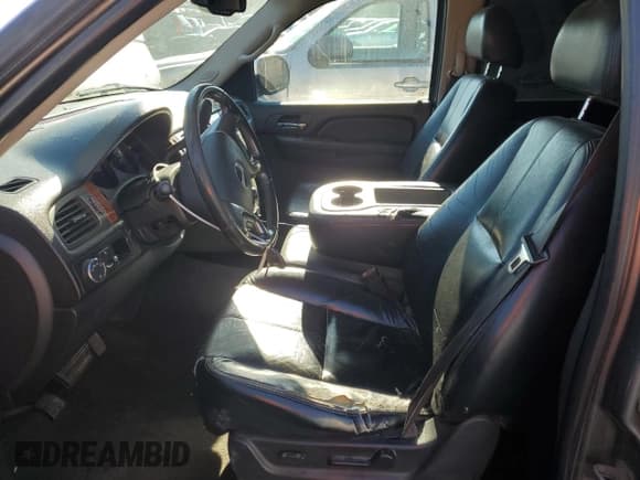 ✅ 2007 GMC Yukon SLE 3SA • VIN: 1GKFC13CX7J279883 • Лот: 87692925. Опубликован ранее на Copart с пробегом 197 461 миль. Бесплатный доступ к архиву аукционных продаж из США и подробный отчёт об истории автомобиля на DreamBid. Изображение 7.