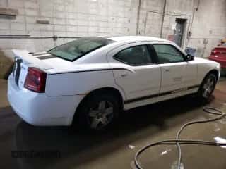 2007 Dodge Charger с VIN 2B3KA43G77H838233, выставлен на аукционе Copart как лот 74908684 с пробегом 151 428 миль миль и Списание • Salvage title. История ставок и продаж доступна на DreamBid. Изображение 3.