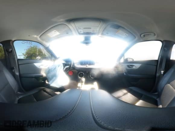 ✅ 2021 Chevrolet Blazer LT • VIN: 3GNKBJRS9MS576558 • Lot: 42609205. Wystawiony na IAAI z przebiegiem 78 866 mil mil. Skorzystaj z bezpłatnego archiwum sprzedaży aukcyjnych z USA i zobacz szczegółowy raport historii pojazdu na DreamBid. Zdjęcie 18.