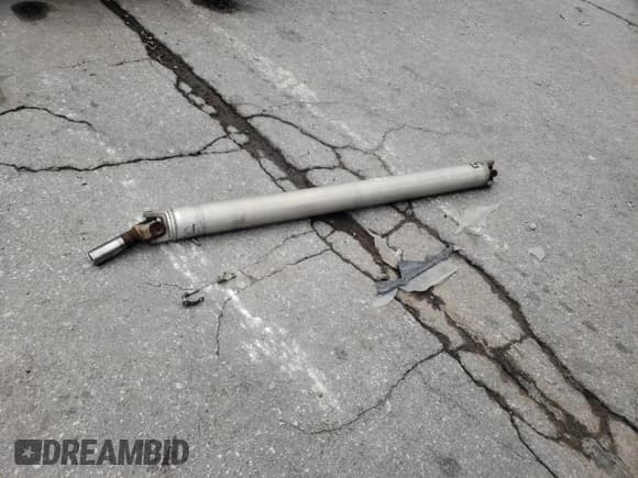 ✅ 2015 Chevrolet Suburban LTZ • VIN: 1GNSKKKC2FR206731 • Lot: 85916455. Listed on Copart with 236,380 mi. Free auction sales archive from the USA and detailed vehicle history report at DreamBid. Image 13.