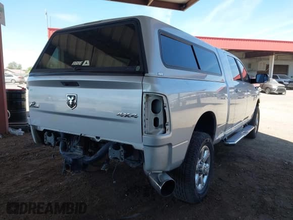 ✅ 2016 Ram 2500 Big Horn • VIN: 3C6UR5ML0GG185060 • Lot: 42338129. Wystawiony na IAAI z przebiegiem 96 916 mil. Bezpłatny archiwum sprzedaży aukcyjnych z USA i szczegółowy raport historii pojazdu na DreamBid. Zdjęcie 4.