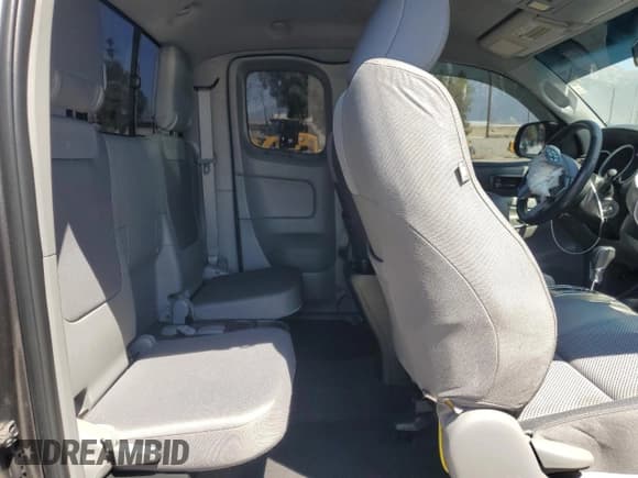 ✅ 2013 Toyota Tacoma PreRunner • VIN: 5TFTU4GN4DX050102 • Lot: 63283075. Listed on Copart with 150,864 mi. Free auction sales archive from the USA and detailed vehicle history report at DreamBid. Image 10.