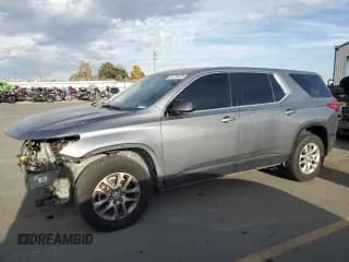 ✅ 2018 Chevrolet Traverse LS • VIN: 1GNERFKW7JJ221646 • Lot: 91316475. Wystawiony na Copart z przebiegiem 84 891 mil. Bezpłatny archiwum sprzedaży aukcyjnych z USA i szczegółowy raport historii pojazdu na DreamBid. Zdjęcie 1.