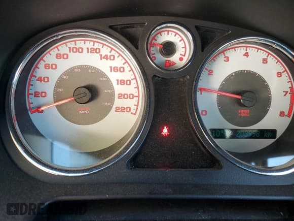 ✅ 2007 Pontiac G5 • VIN: 1G2AL15F777212754 • Lot: 84522135. Wystawiony na Copart z przebiegiem 203 998 mil. Bezpłatny archiwum sprzedaży aukcyjnych z USA i szczegółowy raport historii pojazdu na DreamBid. Zdjęcie 9.