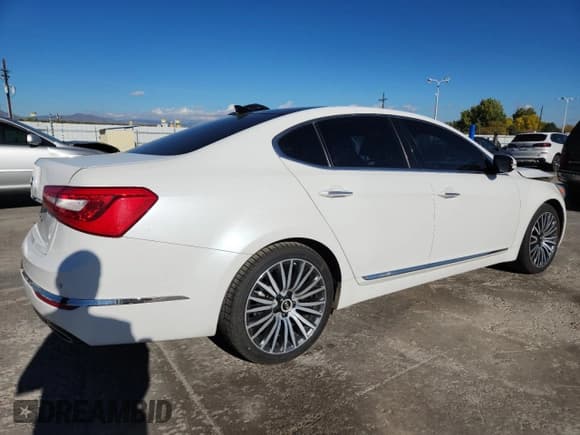 ✅ 2014 Kia Cadenza Premium • VIN: KNALN4D70E5129540 • Лот: 82527715. Опубликован ранее на Copart с пробегом 100 149 миль. Бесплатный доступ к архиву аукционных продаж из США и подробный отчёт об истории автомобиля на DreamBid. Изображение 3.