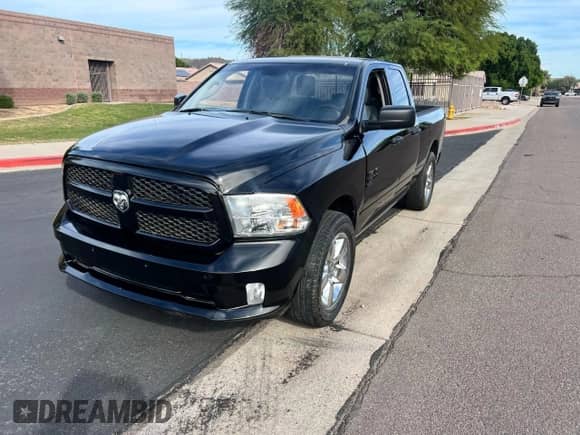 2019 Ram 1500 Express z VIN 1C6RR7FG4KS608001, wystawiony jako Copart lot #90761835 z przebiegiem 53 511 mil mil oraz Szkoda całkowita • Salvage title. Historia ofert i sprzedaży dostępna na DreamBid. Obrazek 2.
