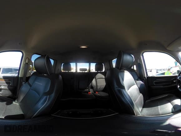 ✅ 2022 Ram 2500 Laramie • VIN: 3C6UR5FJ8NG386875 • Lot: 41705821. Wystawiony na IAAI z przebiegiem 44 167 mil. Bezpłatny archiwum sprzedaży aukcyjnych z USA i szczegółowy raport historii pojazdu na DreamBid. Zdjęcie 20.