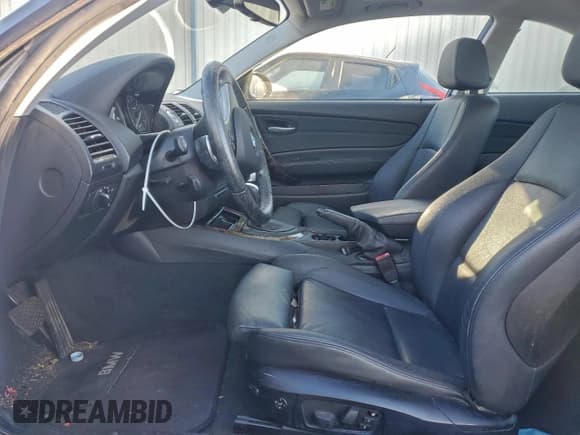 ✅ 2009 BMW 1 Series 128i • VIN: WBAUP73539VK76053 • Lot: 96152425. Listed on Copart with 72,464 mi. Free auction sales archive from the USA and detailed vehicle history report at DreamBid. Image 7.