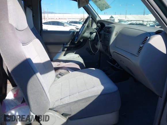 ✅ 1995 Ford Ranger Splash • VIN: 1FTCR14UXSPB09842 • Lot: 43872009. Listed on IAAI with 128,276 mi. Free auction sales archive from the USA and detailed vehicle history report at DreamBid. Image 5.