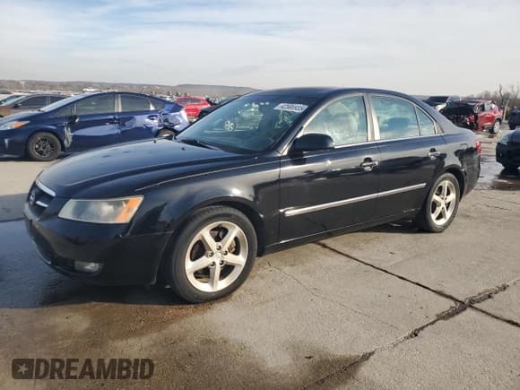 ✅ 2008 Hyundai Sonata SE • VIN: 5NPEU46F08H349879 • Лот: 42588935. Опубликован ранее на Copart с пробегом 218 360 миль. Бесплатный доступ к архиву аукционных продаж из США и подробный отчёт об истории автомобиля на DreamBid. Изображение 1.